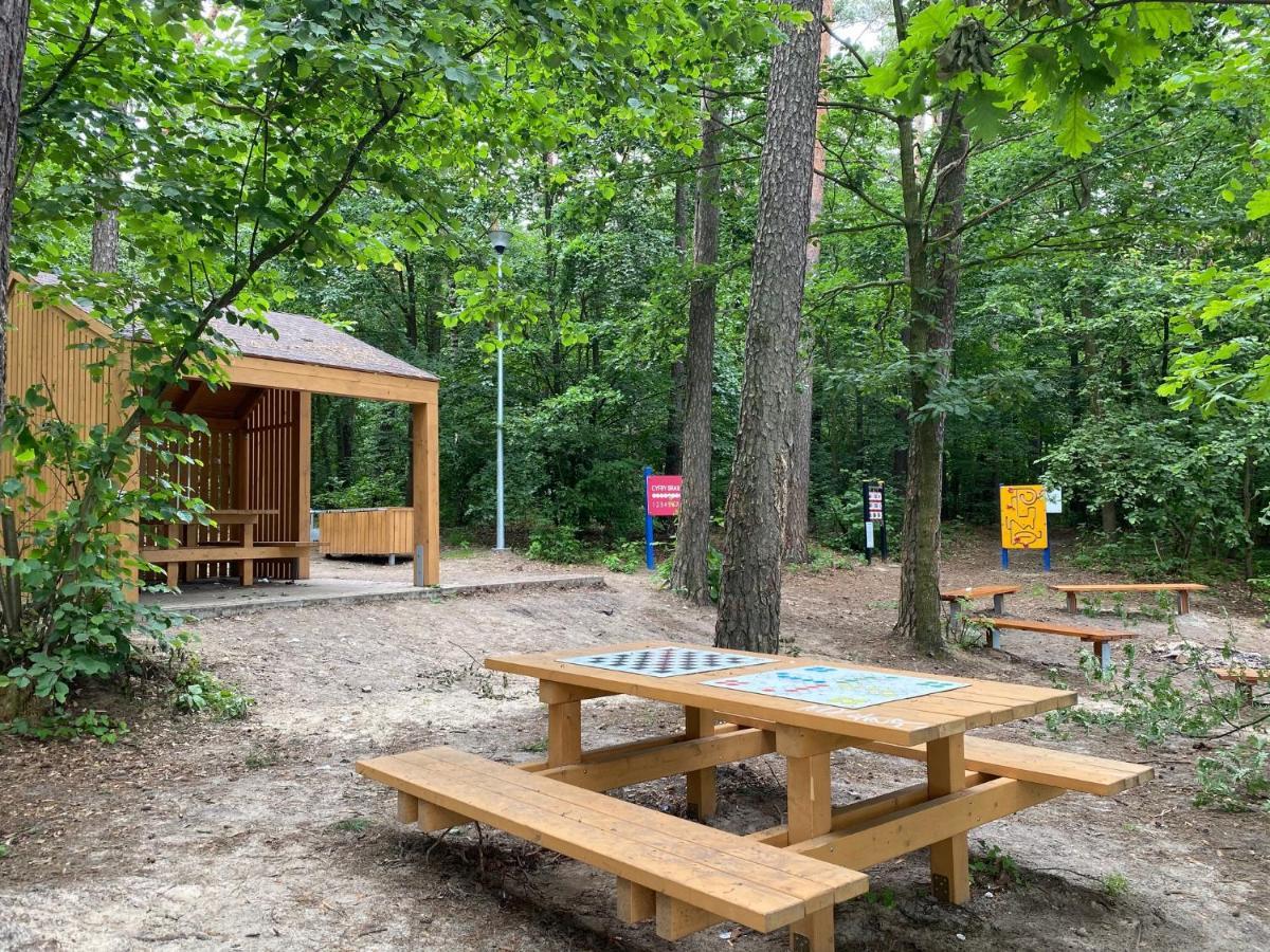 Family Sauna Retreat: Lesny Lakeside Apartment Kielce