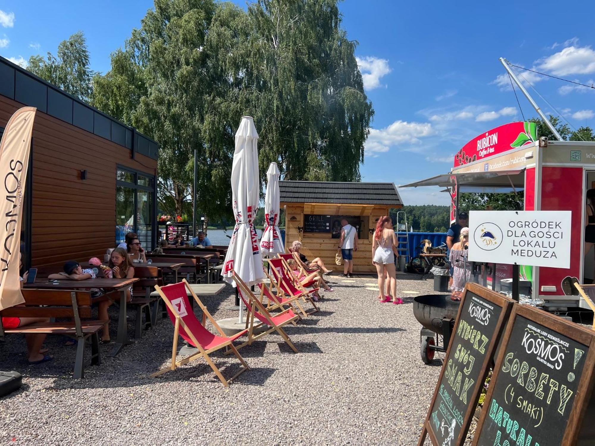 Family Sauna Retreat: Lesny Lakeside Kielce